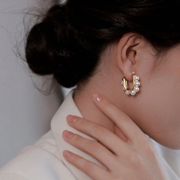 1 Pair Of Japanese And Korean Style Sweet And Gentle Elegant Pearl Earrings - Picture 3 of 4